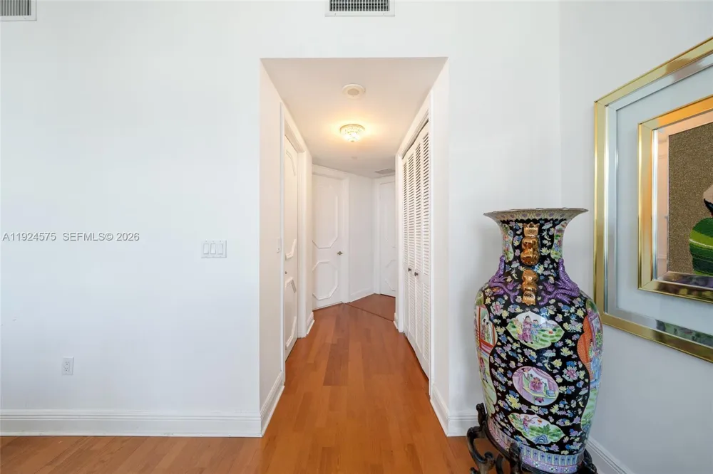 10225 Collins Ave #404 Bal Harbour, FL 33154