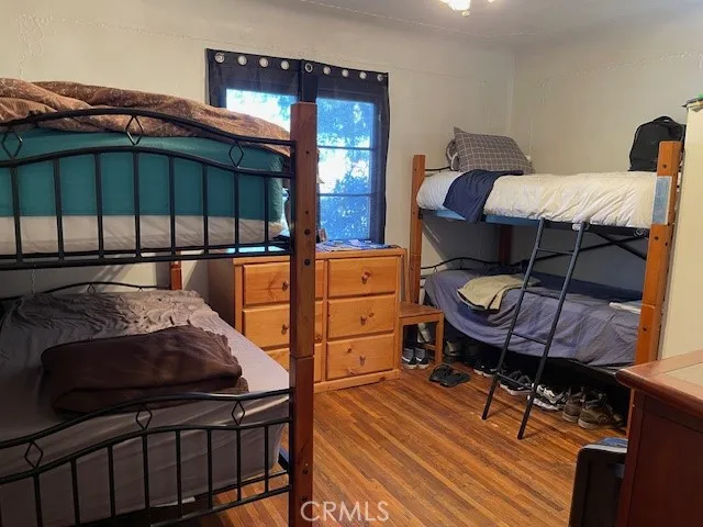 6709 Vesper Van Nuys, CA 91405