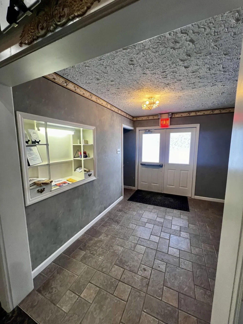 526 Fairyland Avenue Leoni Township, MI 49202