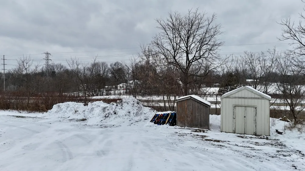 526 Fairyland Avenue Leoni Township, MI 49202