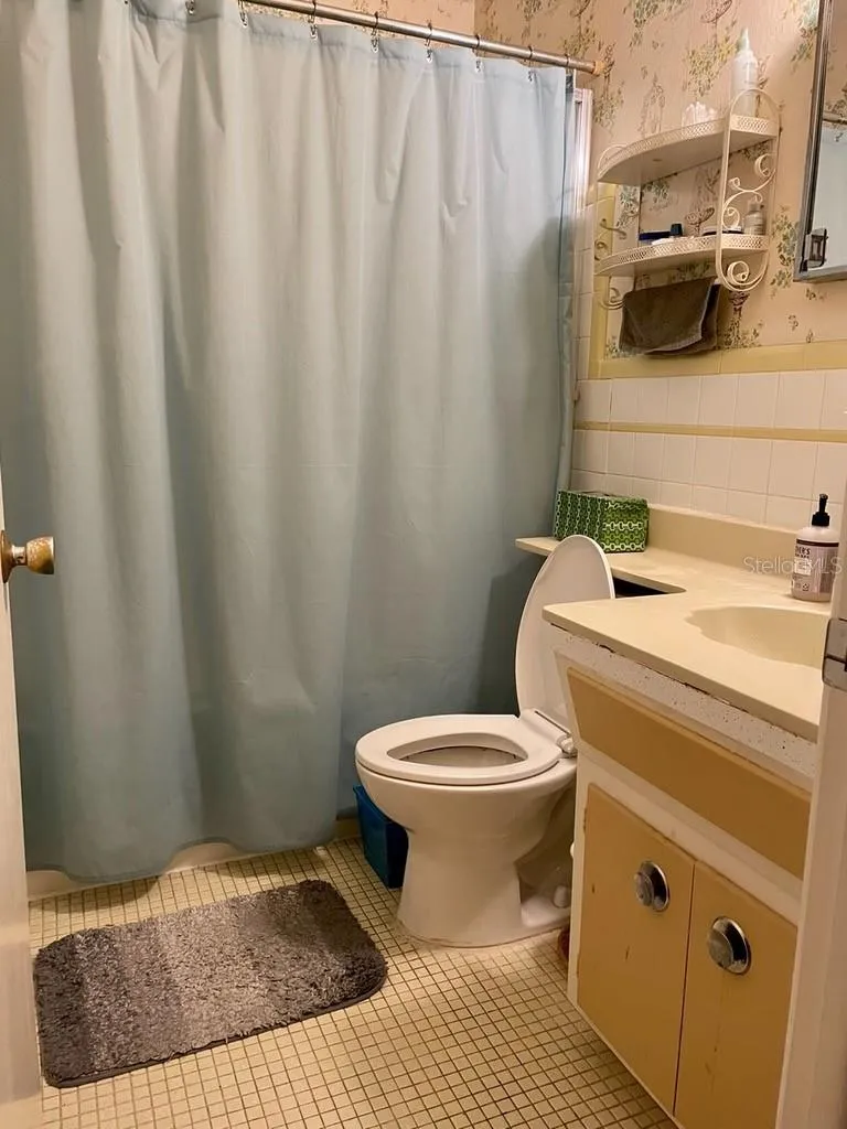 4060 55TH STREET #1209 Kenneth City, FL 33709