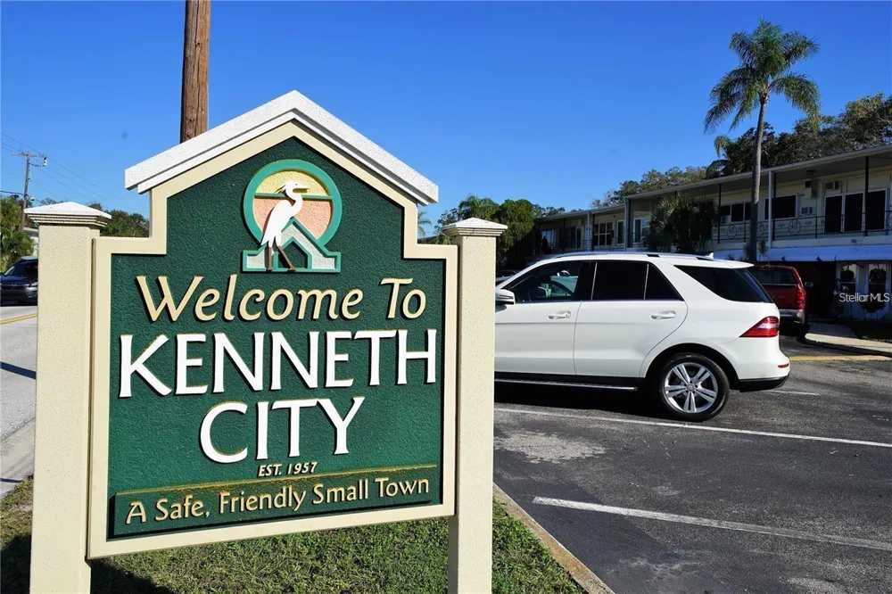 4060 55TH STREET #1209 Kenneth City, FL 33709
