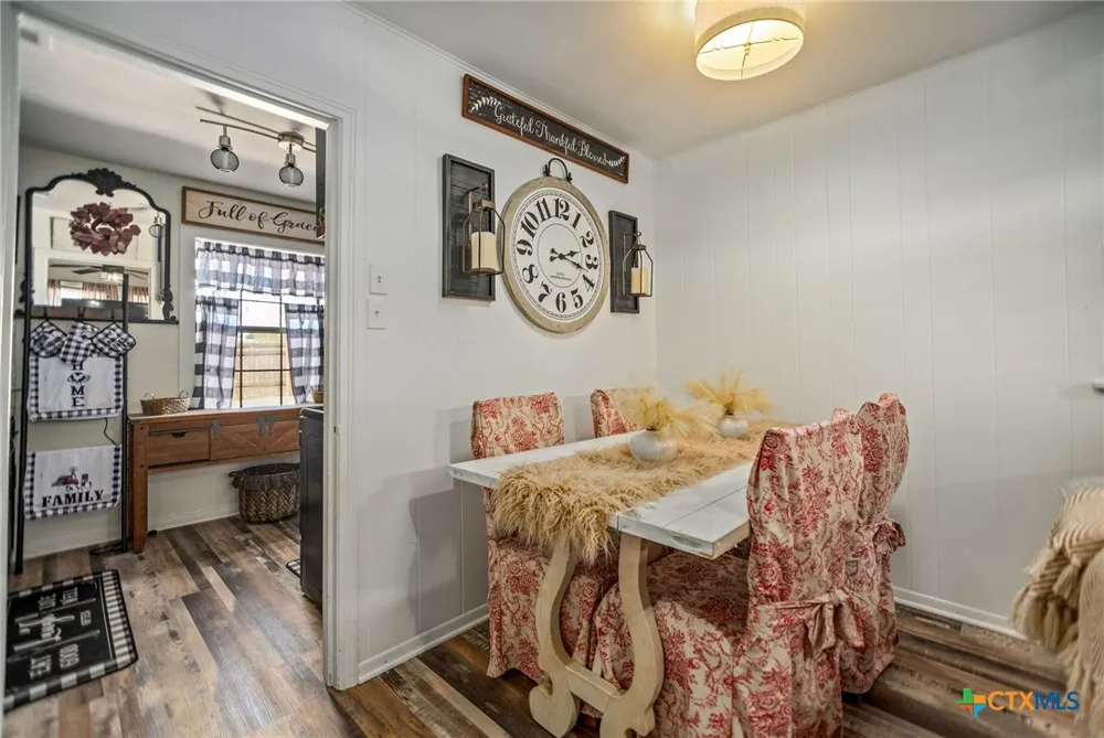 101 Lubbock Street Point Comfort, TX 77978