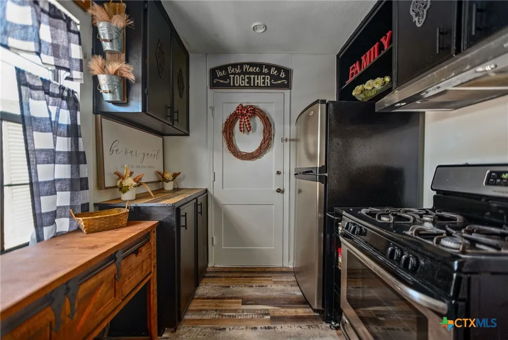 101 Lubbock Street Point Comfort, TX 77978