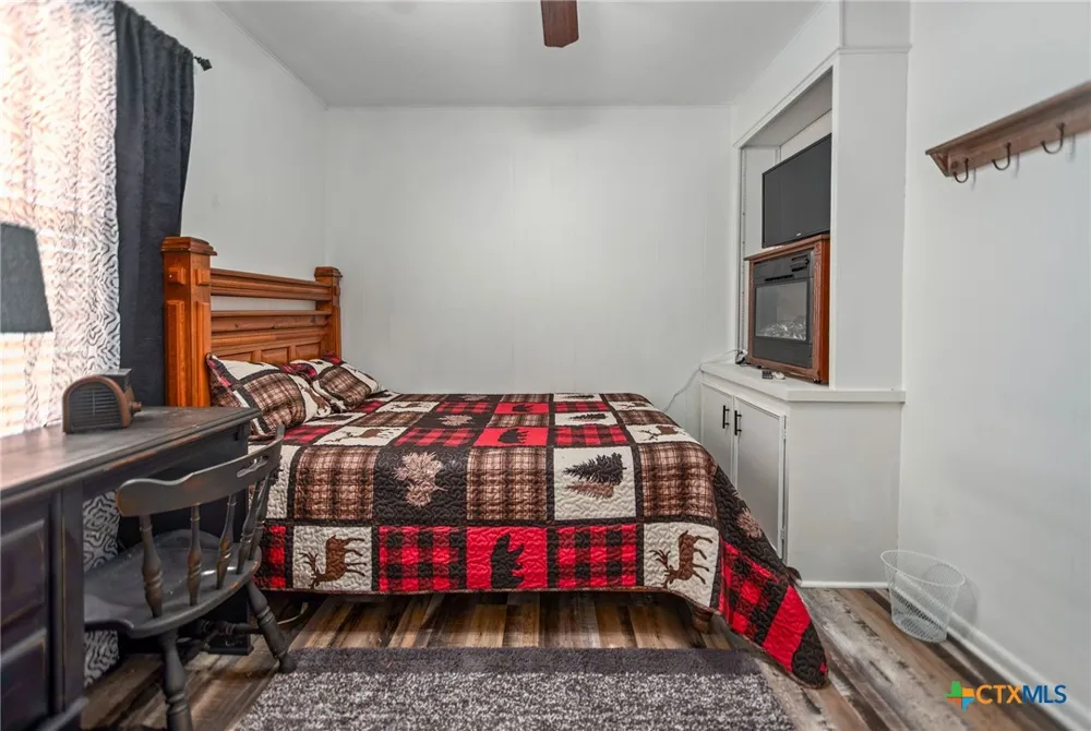 101 Lubbock Street Point Comfort, TX 77978