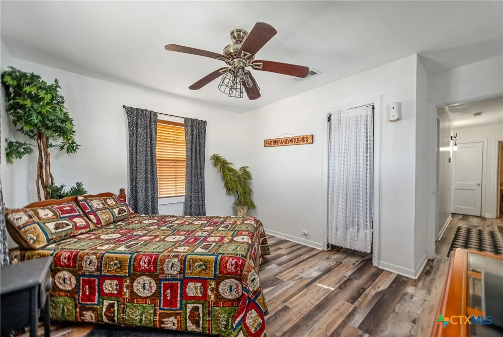 101 Lubbock Street Point Comfort, TX 77978