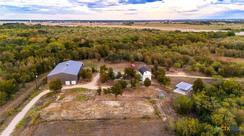 1501 Boggy Creek Road Lockhart, TX 78644