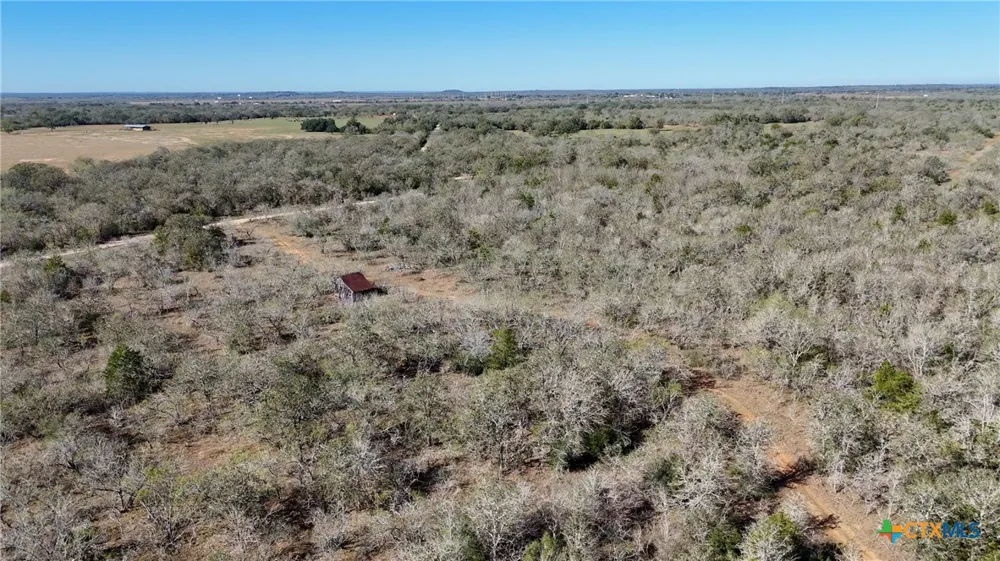 7180 CR 283 Harwood, TX 78632