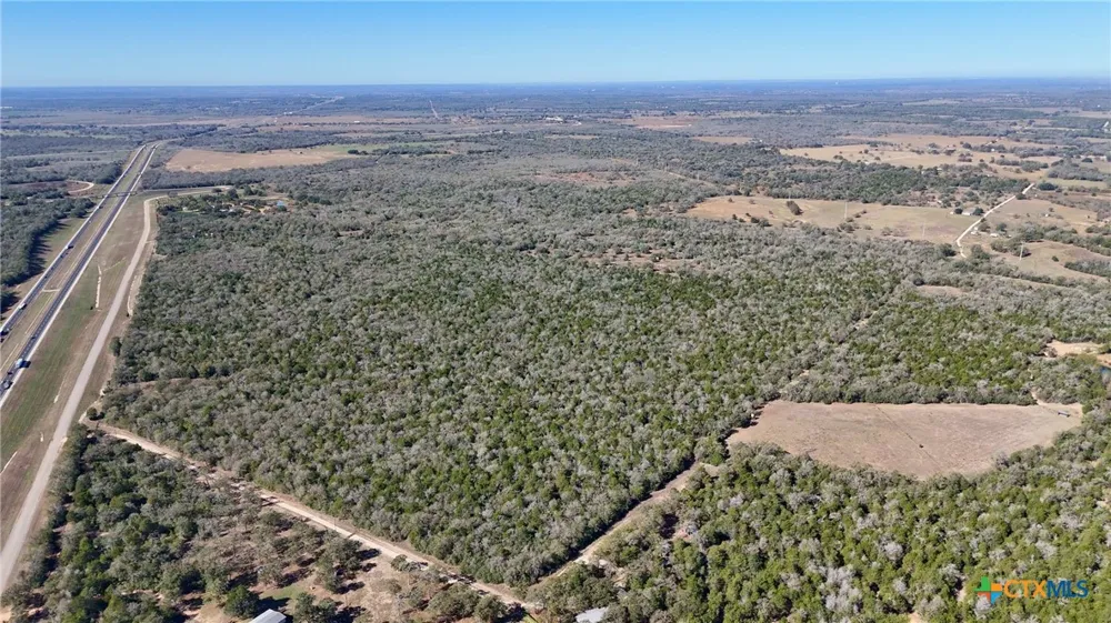 7180 CR 283 Harwood, TX 78632