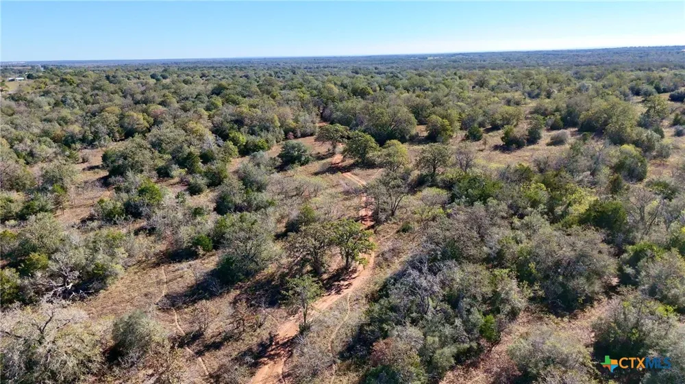 7180 CR 283 Harwood, TX 78632