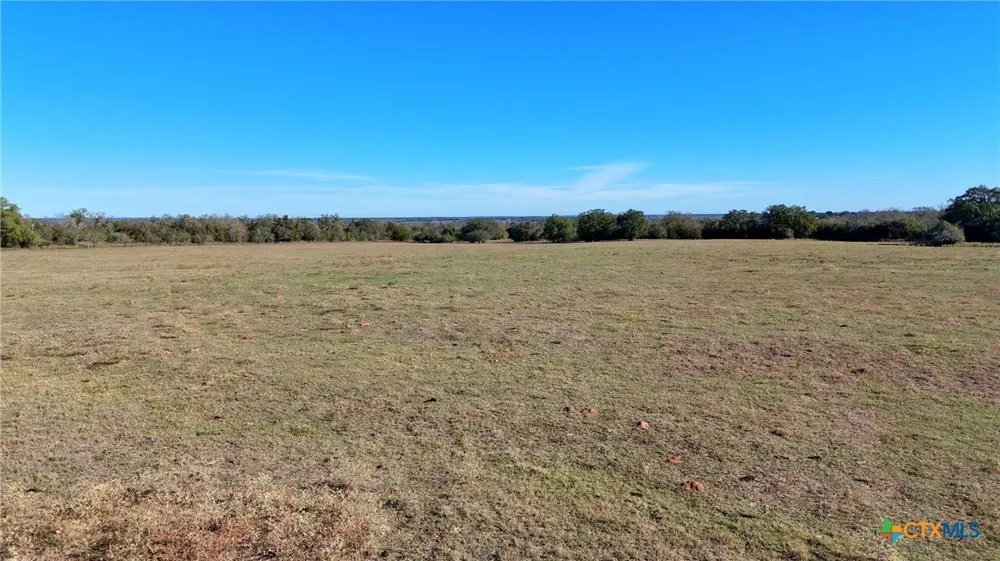 7180 CR 283 Harwood, TX 78632