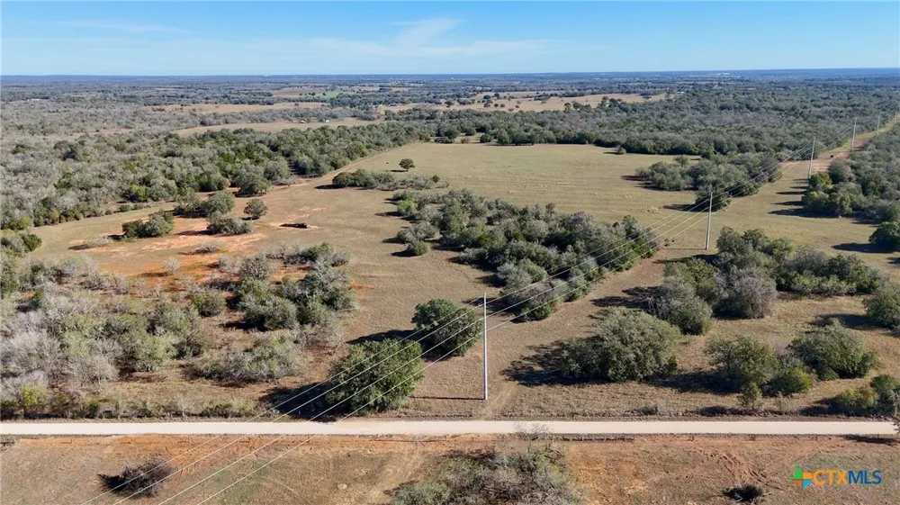 7180 CR 283 Harwood, TX 78632