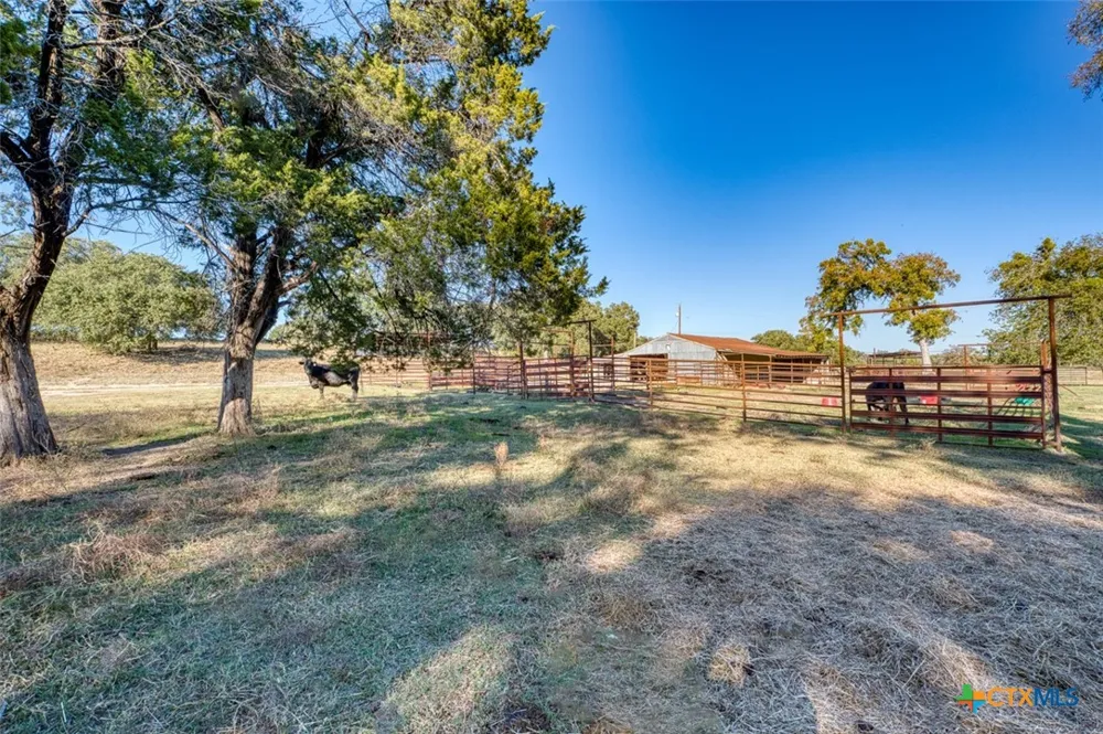 20949 Firefly Road Florence, TX 76527