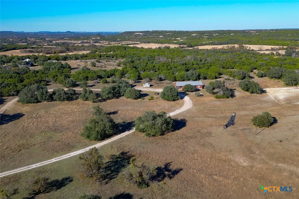 20949 Firefly Road Florence, TX 76527