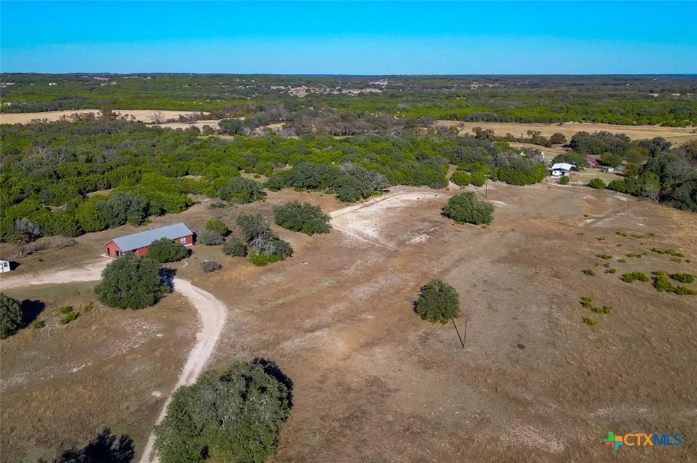 20949 Firefly Road Florence, TX 76527