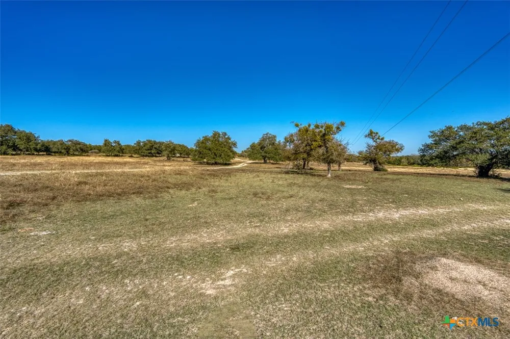 20949 Firefly Road Florence, TX 76527