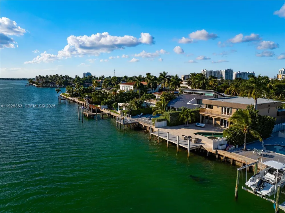 1500 S Treasure Dr North Bay Village, FL 33141