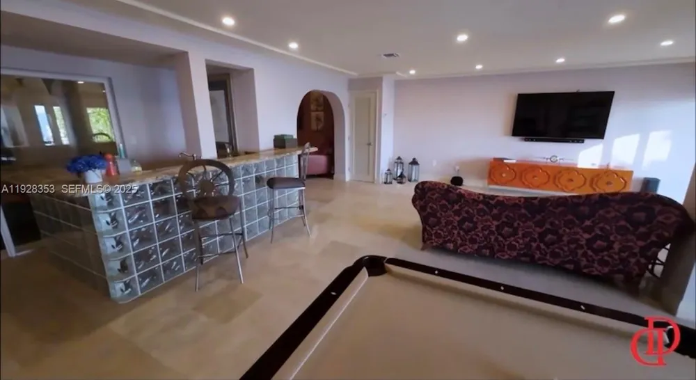 1500 S Treasure Dr North Bay Village, FL 33141