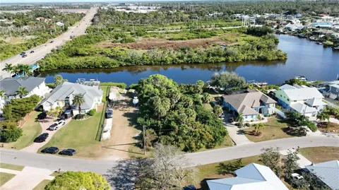 BAYVIEW DRIVE