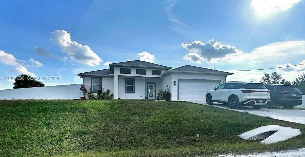 7799 16th Place, La Belle, FL 33935