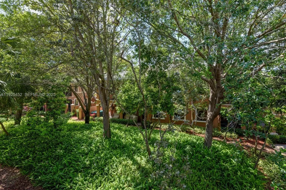 2782 Kinsington Cir #25-4 Weston, FL 33332