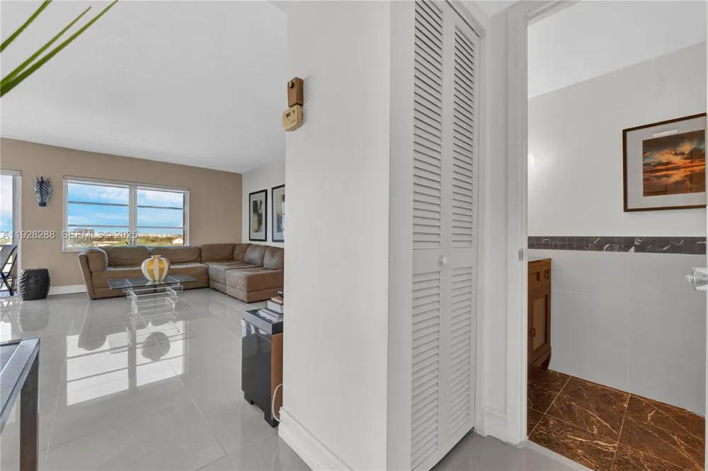 200 Diplomat Pkwy #729 Hallandale Beach, FL 33009