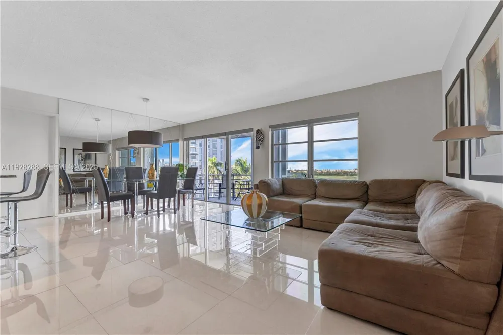 200 Diplomat Pkwy #729 Hallandale Beach, FL 33009