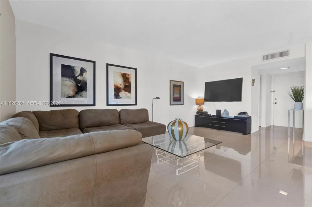 200 Diplomat Pkwy #729 Hallandale Beach, FL 33009