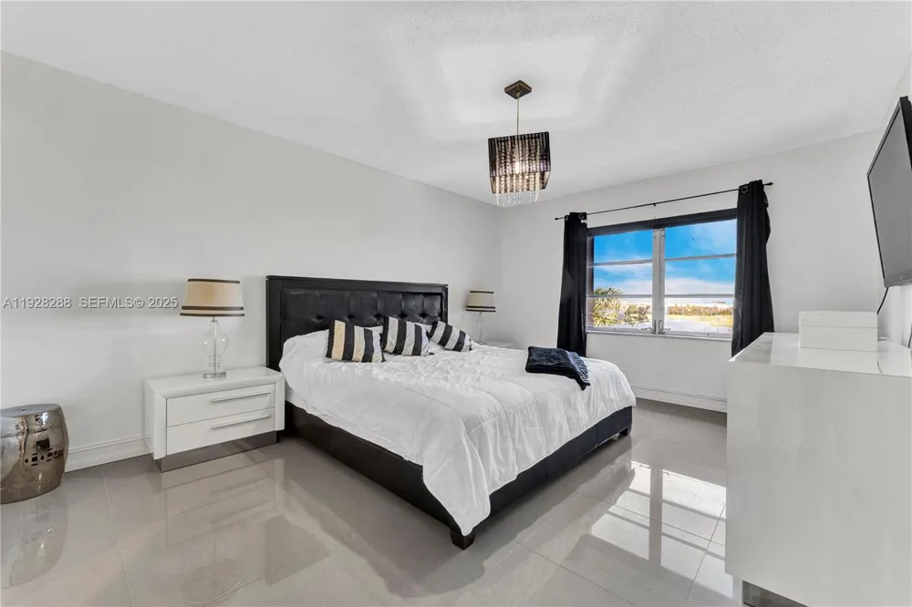 200 Diplomat Pkwy #729 Hallandale Beach, FL 33009