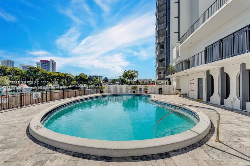200 Diplomat Pkwy #729 Hallandale Beach, FL 33009