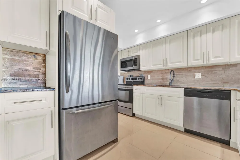 200 Diplomat Pkwy #729 Hallandale Beach, FL 33009