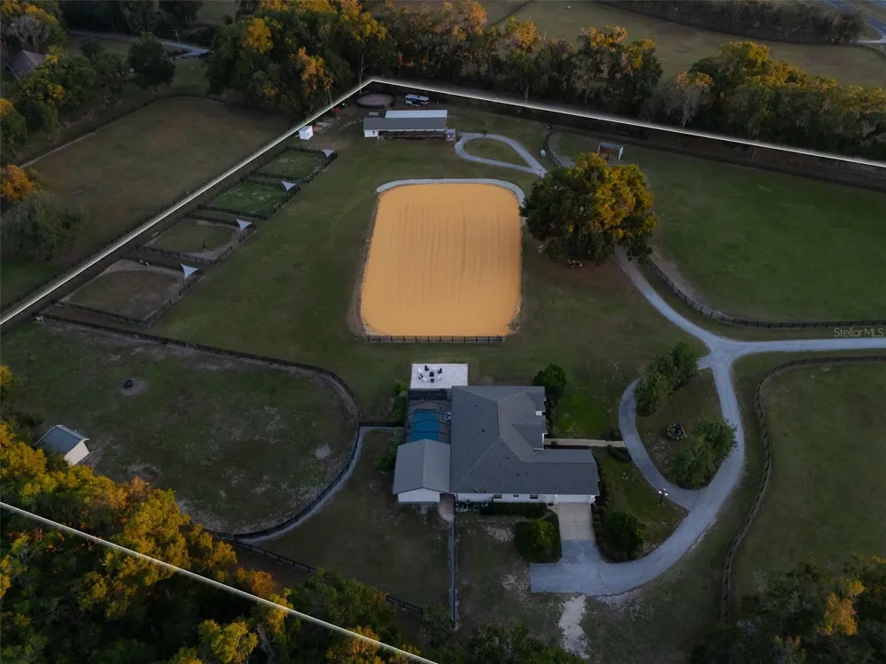 14335 US HIGHWAY 441 Citra, FL 32113