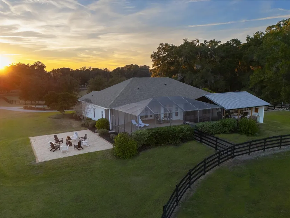 14335 US HIGHWAY 441 Citra, FL 32113