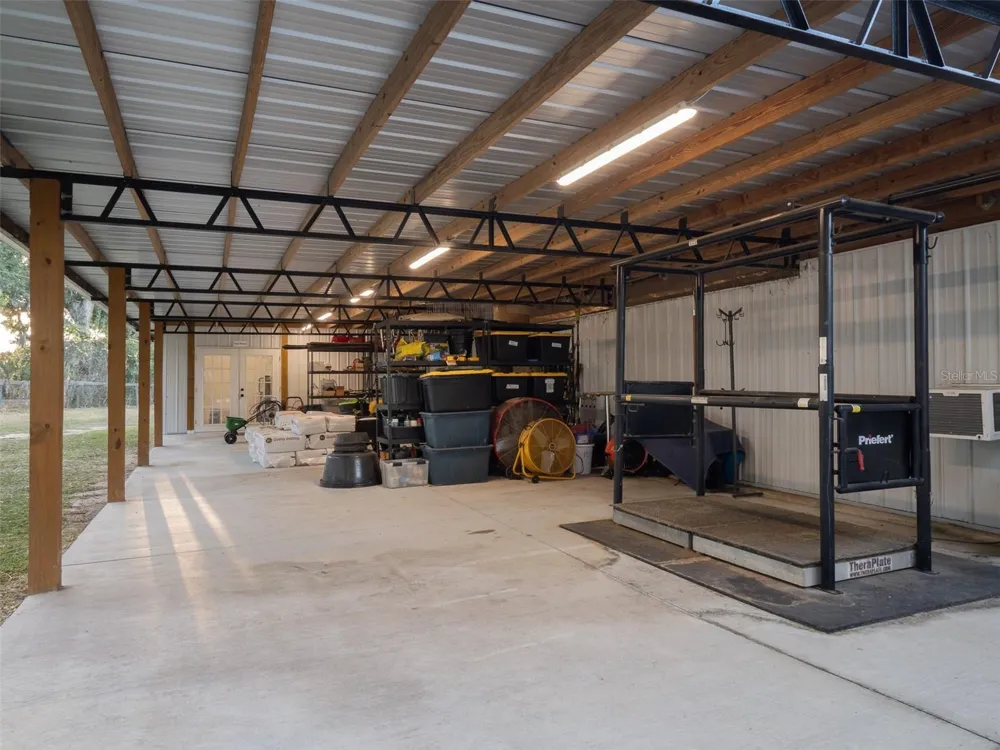 14335 US HIGHWAY 441 Citra, FL 32113