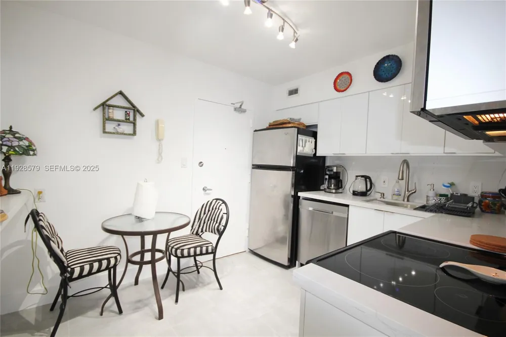 Address Not Shown Miami Beach, FL 33140