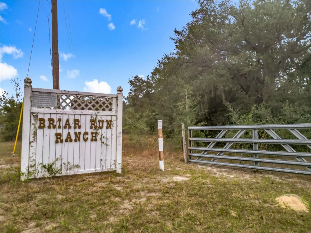 12521 SW HIGHWAY 484 Dunnellon, FL 34432