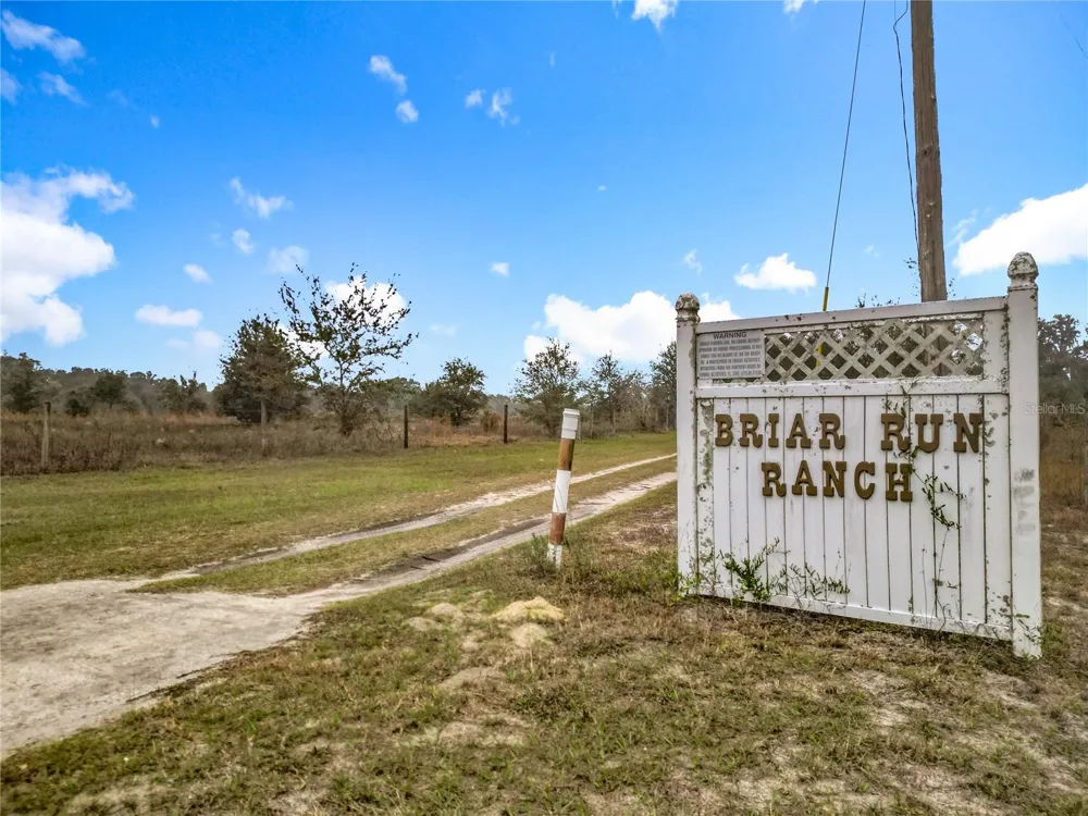 12521 SW HIGHWAY 484 Dunnellon, FL 34432
