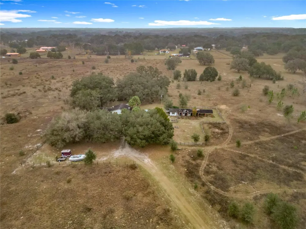 12521 SW HIGHWAY 484 Dunnellon, FL 34432