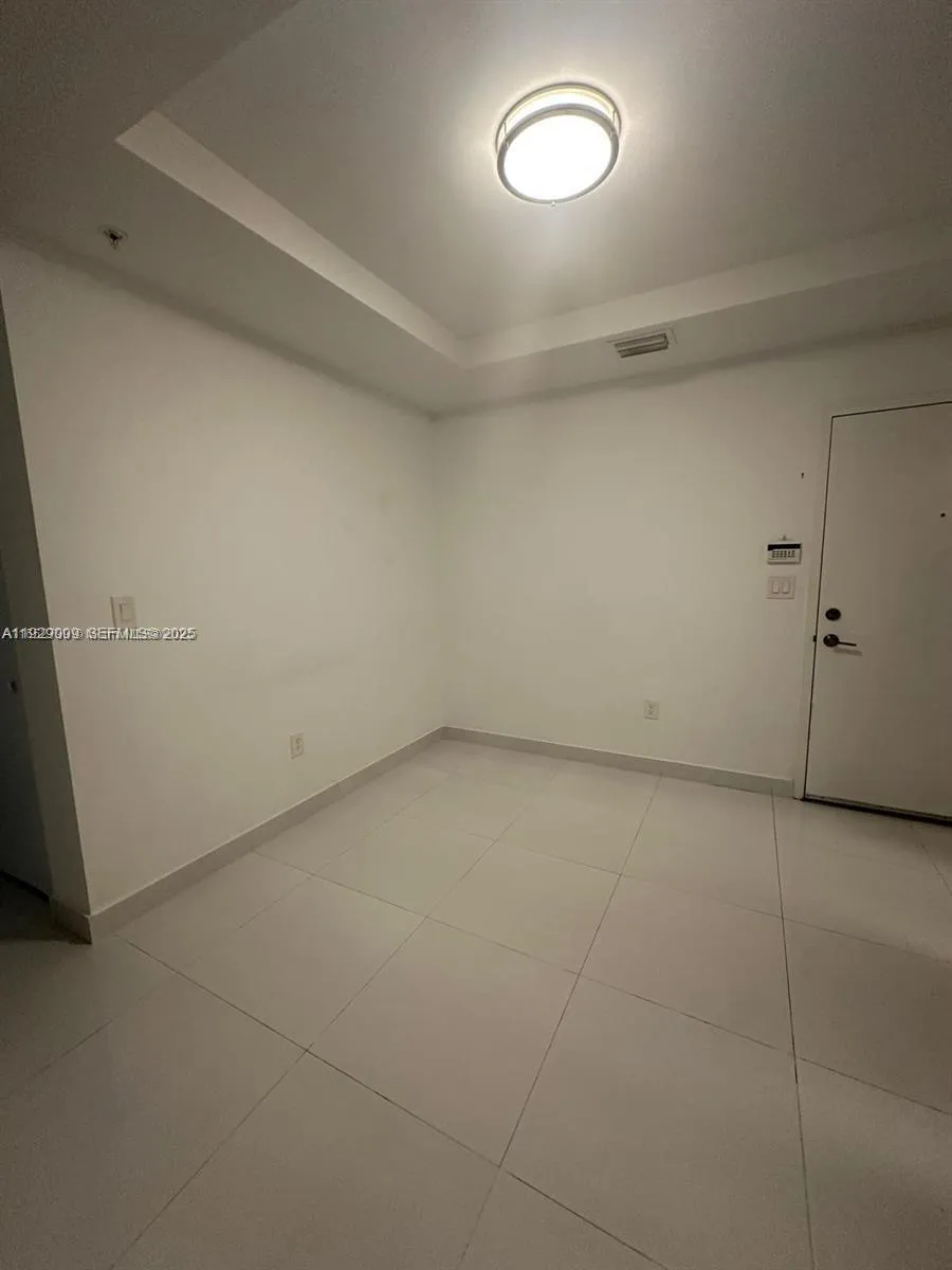 2651 NE 212th Ter #400 Miami, FL 33180