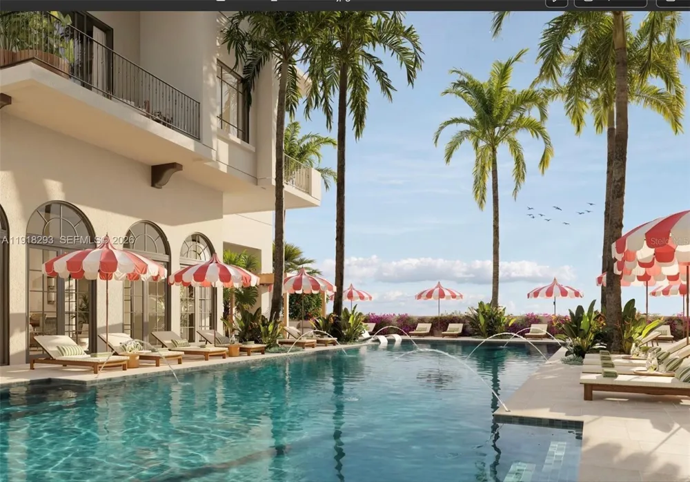 65 S Palm Ave #702 Sarasota, FL 34236