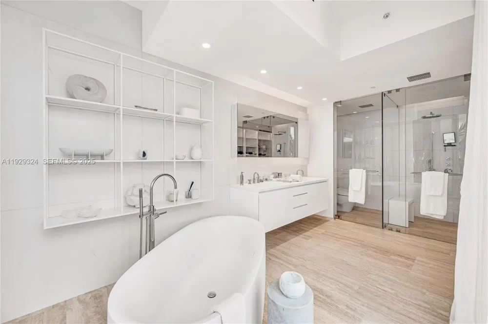 9111 Collins Ave #N-322 Surfside, FL 33154
