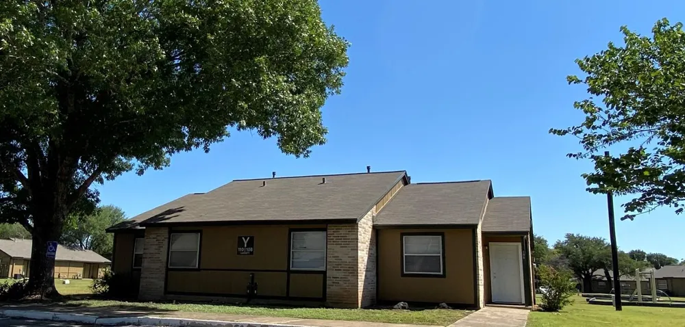 101 Glenbrook Dr E New Braunfels, TX 78130