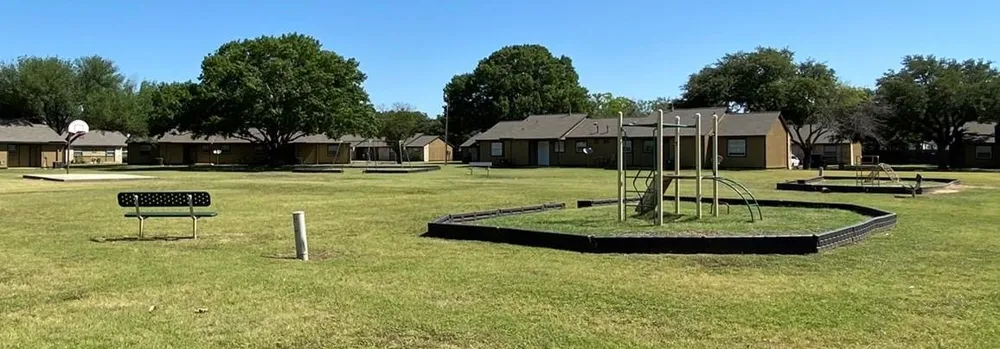 101 Glenbrook Dr E New Braunfels, TX 78130