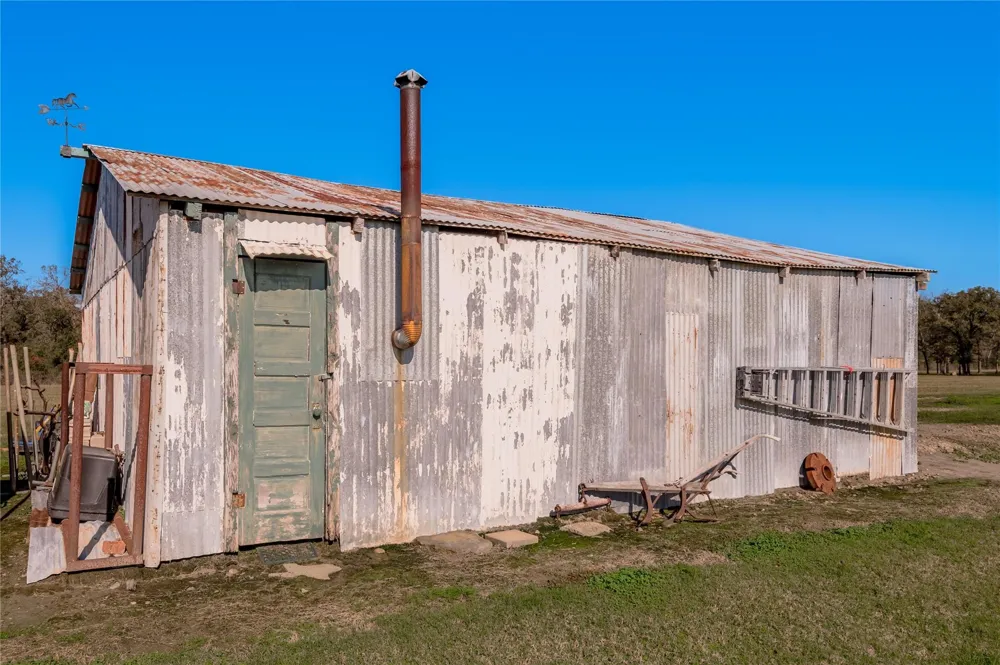 5316 Sh 19 N Trinity, TX 75862