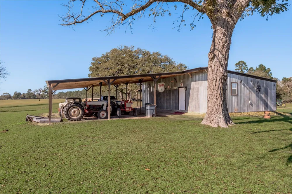 5316 Sh 19 N Trinity, TX 75862