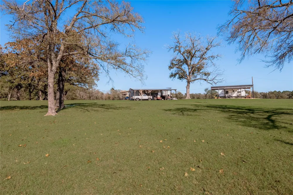 5316 Sh 19 N Trinity, TX 75862