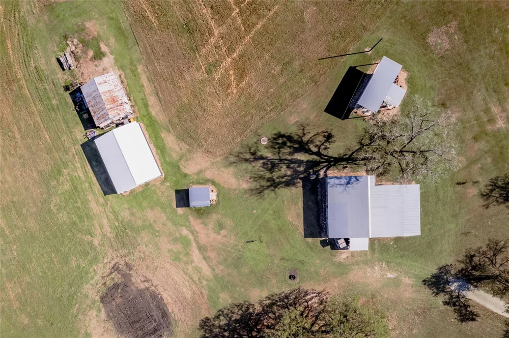 5316 Sh 19 N Trinity, TX 75862