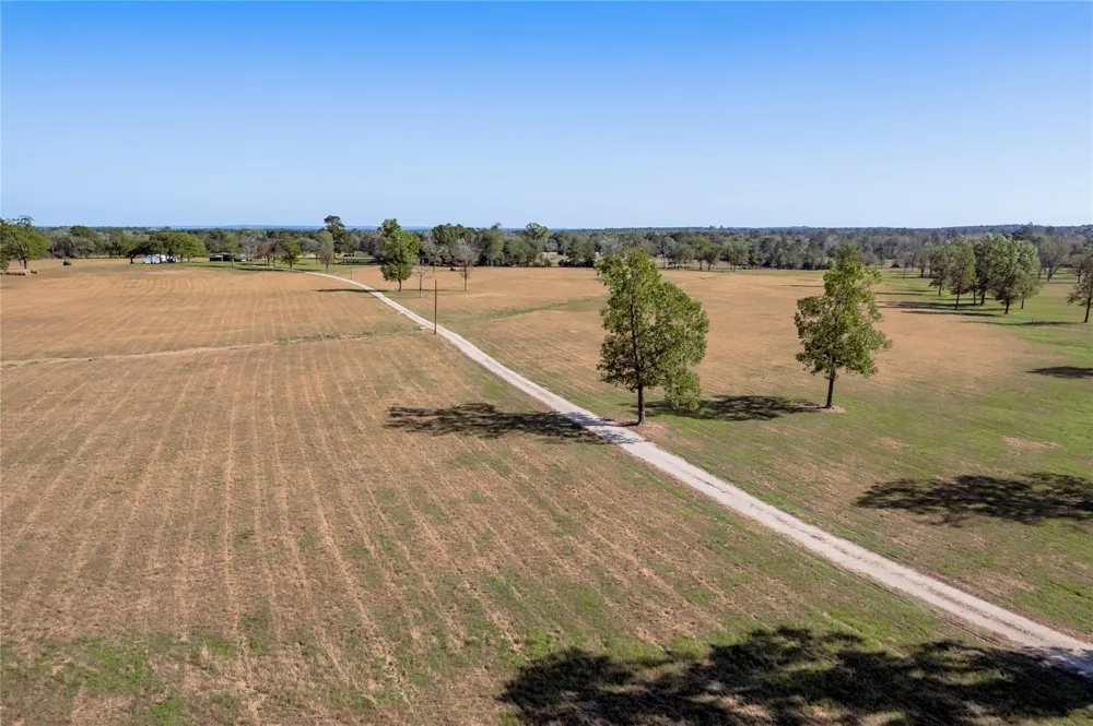 5316 Sh 19 N Trinity, TX 75862