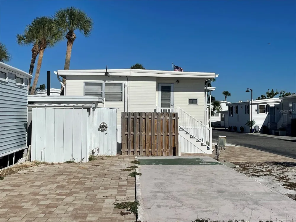 3710 GULF OF MEXICO DRIVE #D11 Longboat Key, FL 34228