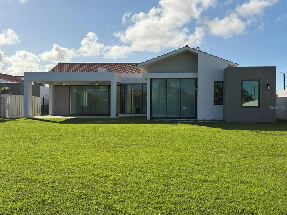 927 SABANERA ISLA NORTE Dorado, PR 00646